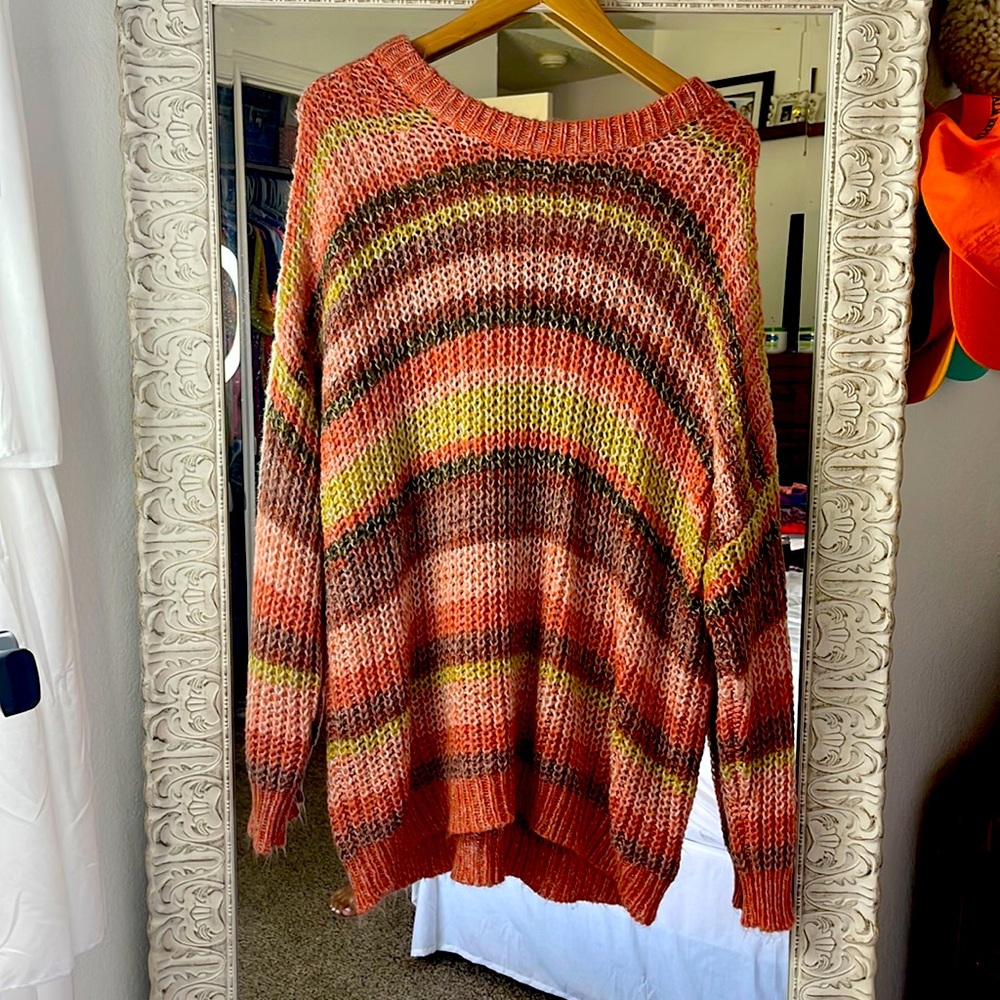 American Eagle Sweater